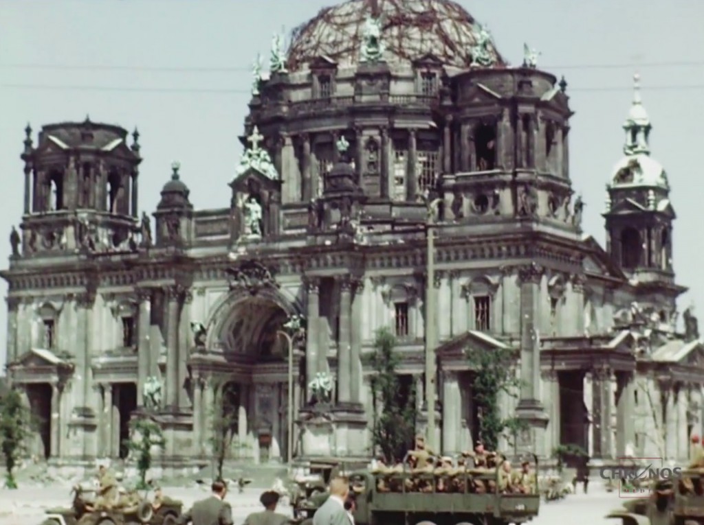 Katedra w Berlinie (Berliner Dom) 1945 rok - Źródło: www.youtube.com