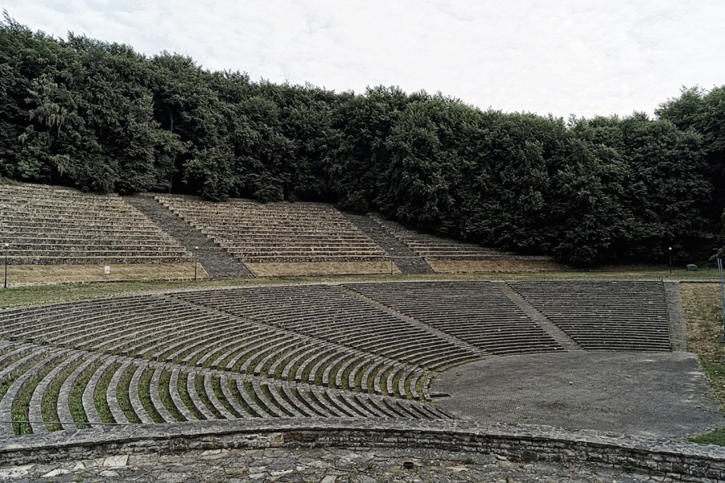 Amfiteatr pod pomnikiem - Góra Świętej Anny - Zdjęcie 2015 rok