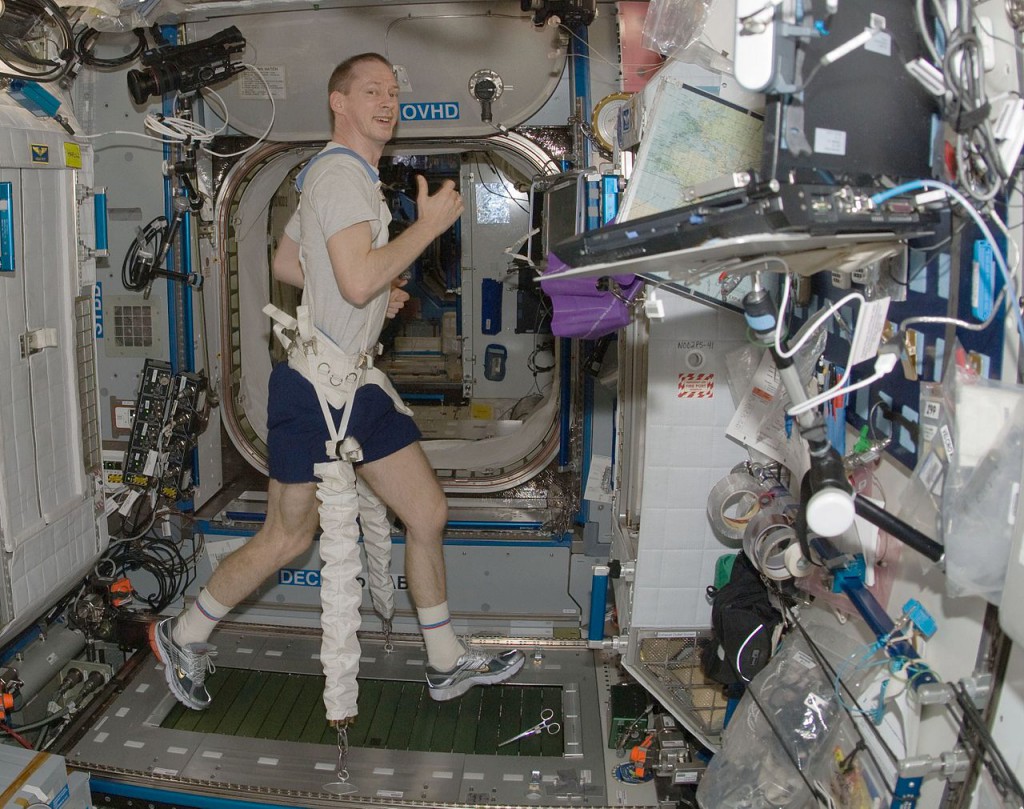 Trening w kosmosie - Astronauta Frank De Winne - Źródło: NASA