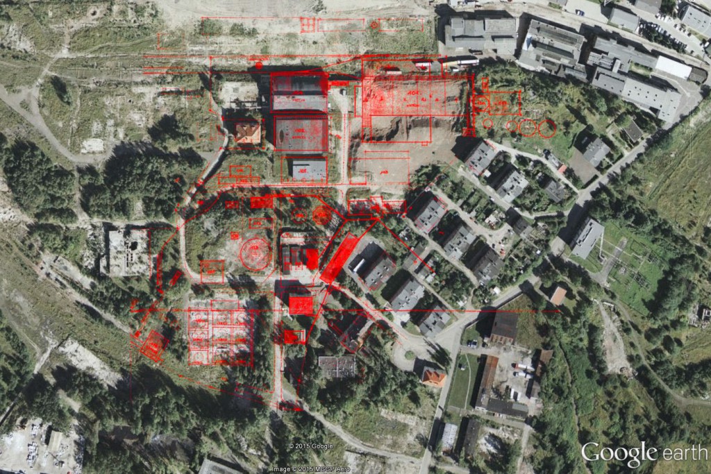 Plany zakładów naniesione na współczesne zdjęcie satelitarne - Źródło: dolny-slask.org.pl i Google Earth