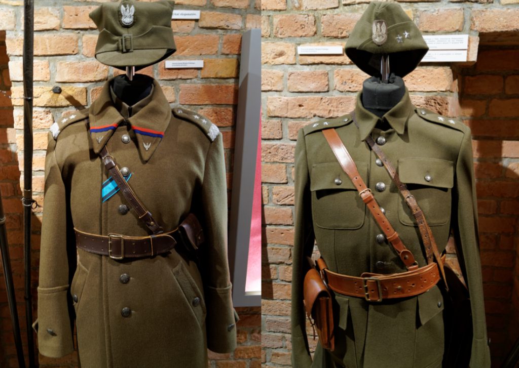 Wystawa mundurów Wojska Polskiego z września '39 - Muzeum Armii Poznań