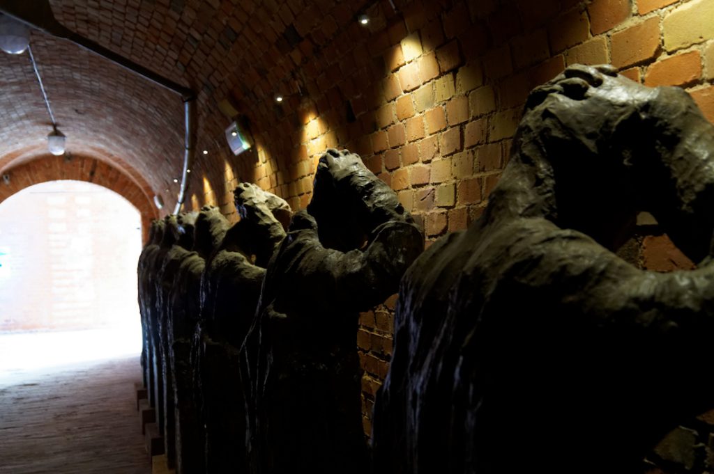 Pomnik więźniów - Muzeum Martyrologii Wielkopolan