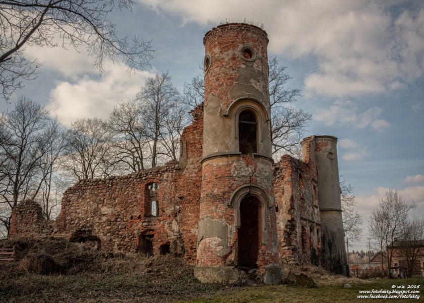Pałac w Jakubowie - Lista opuszczonych miejsc - Foto: Wioletta Kozłowska