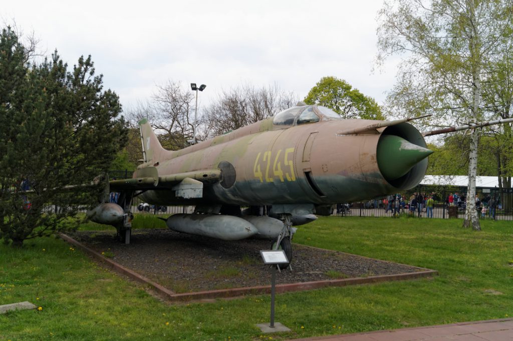Samoloty bojowe to spora część naziemnej ekspozycji - Muzeum Uzbrojenia Poznań