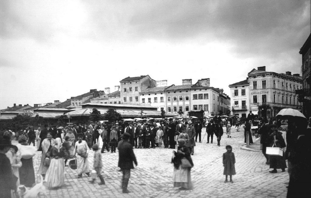 Plac Gosiewskiego - Lwów na starych zdjęciach