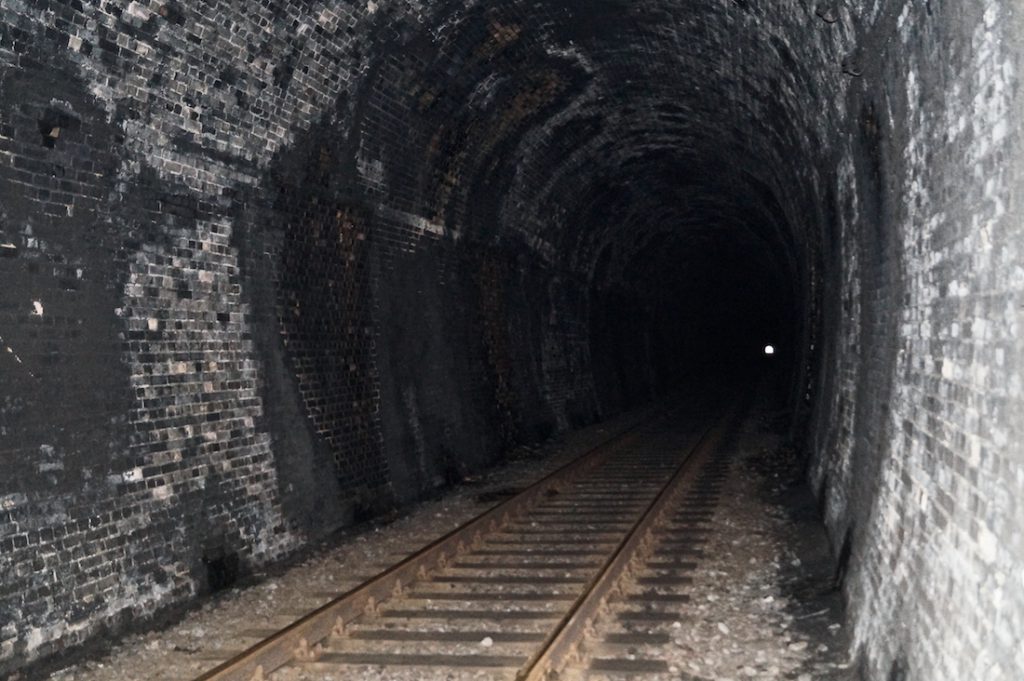 Wciąż używana druga nitka tunelu pod Małym Wołowcem