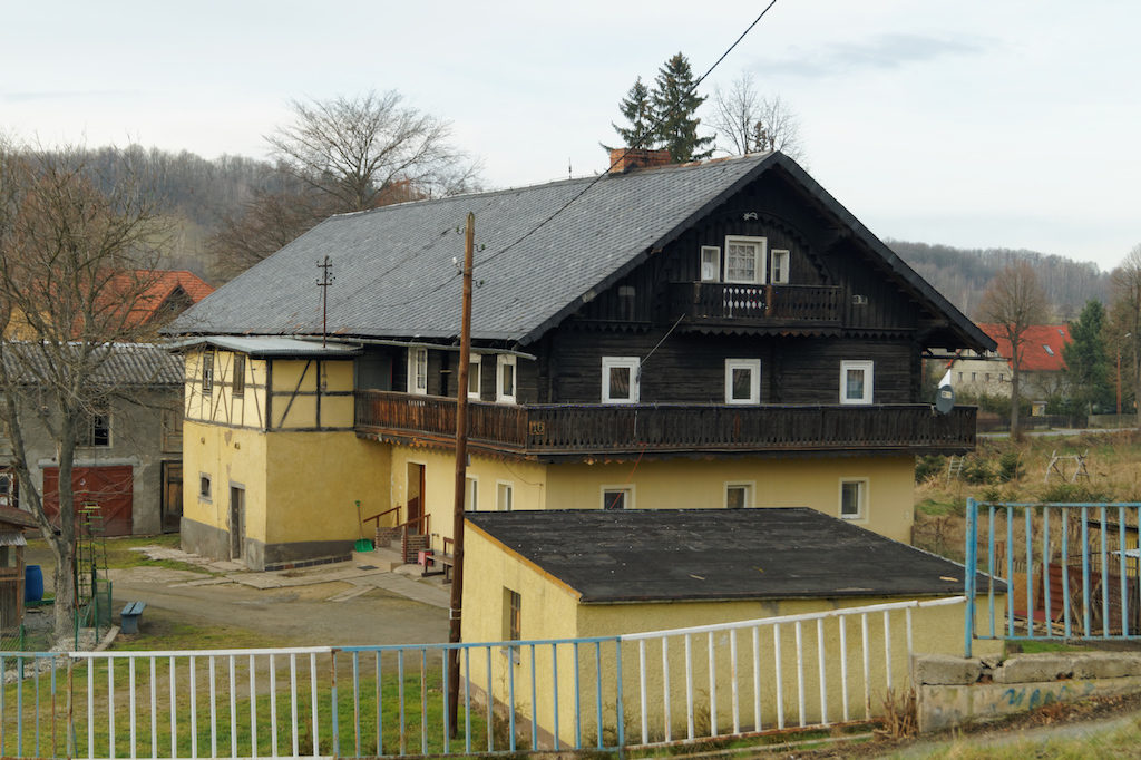 Dom tyrolski w Mysłakowicach