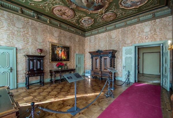 Salon Barokowy, czy to pomieszczenie było przerabiane dla potrzeb samego Hitlera?