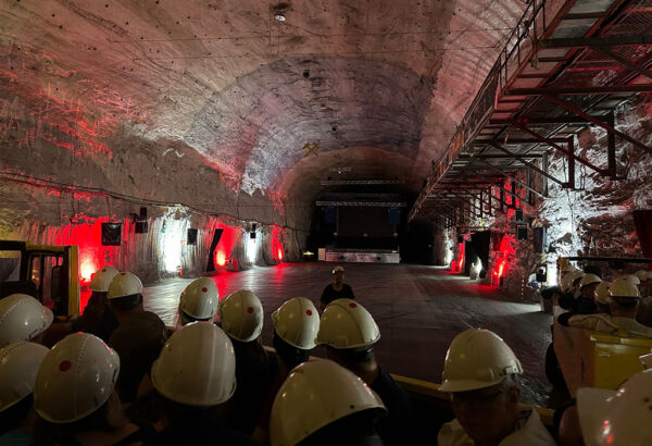 Ogromna podziemna hala w kopalni Merkers