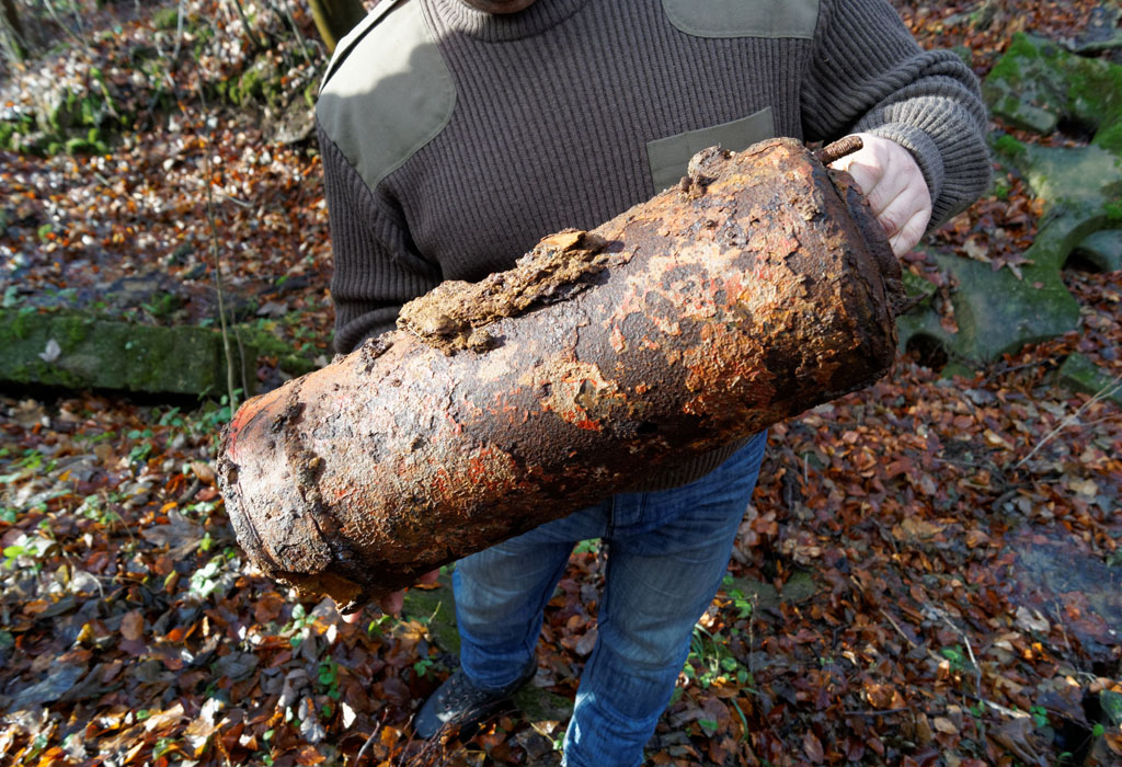 Odnaleziona na terenie obozu AL Märzbachtal gaśnica Odnaleziona na terenie obozu AL Märzbachtal gaśnica