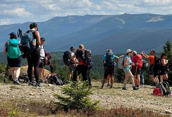 Uczestnicy drugiej edycji trekkingu przez Góry Olbrzymie (sierpień 2024 roku)